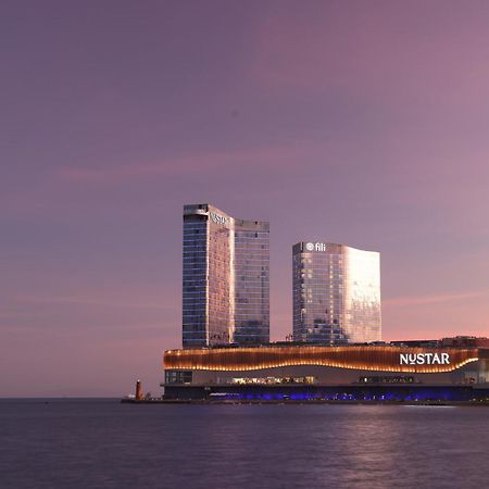 Nustar Hotel Cebu Stadt Exterior foto